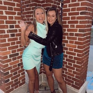 Meet your Posher, Bailey